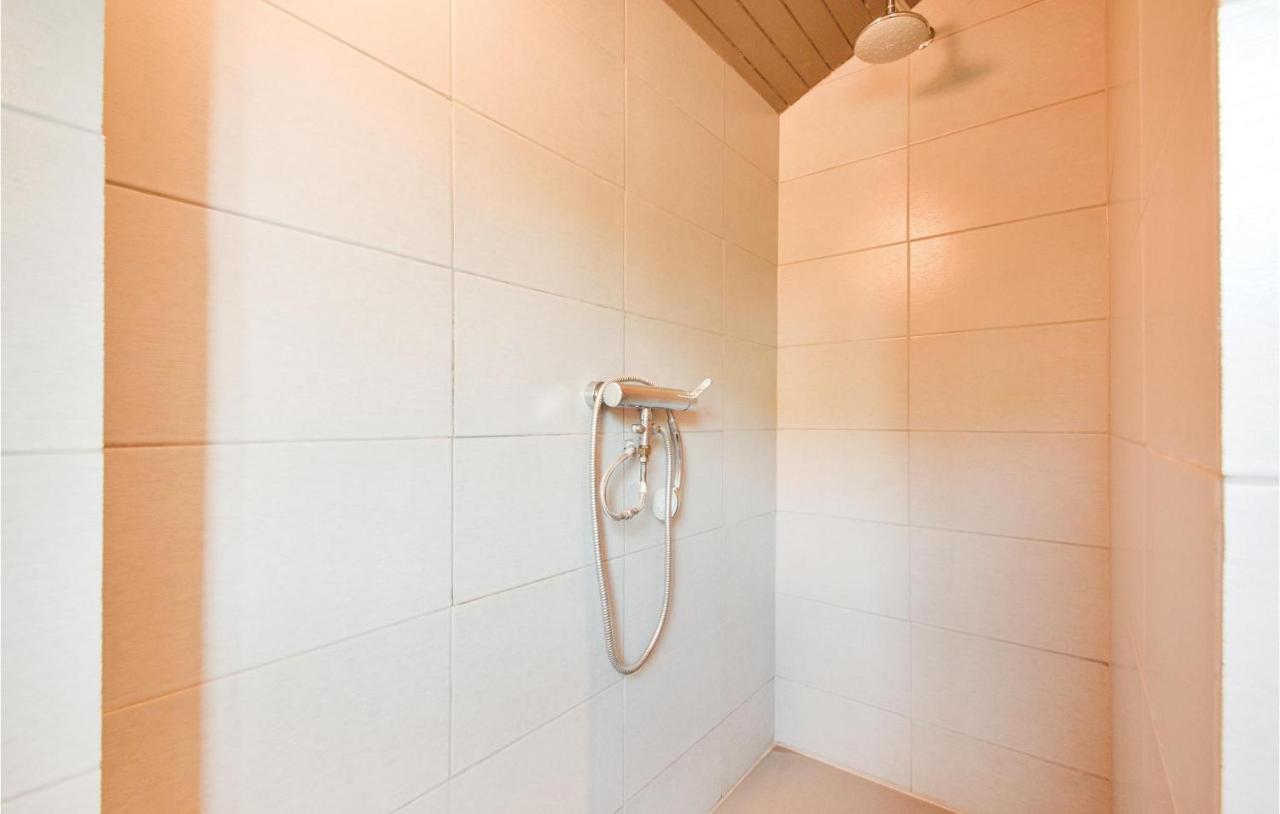 Lovely Home In Charritte De Bas With Wifi المظهر الخارجي الصورة